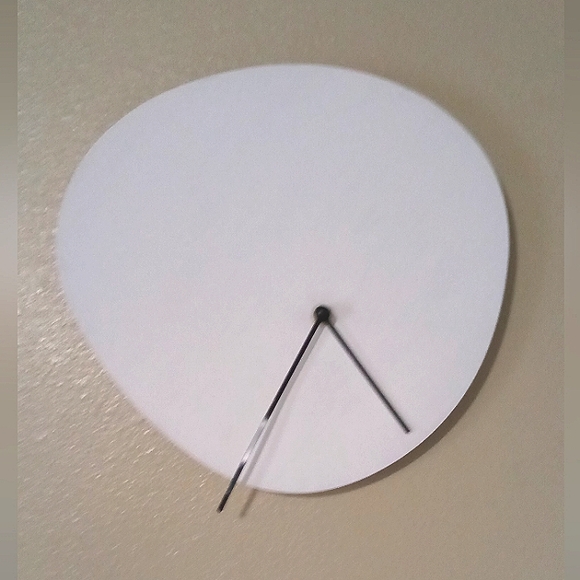 Clock - Picture 1 of 2